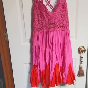 Fuschia summer dress main strip small